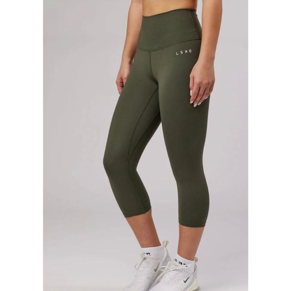 ✨LSKD Base 3/4 Cropped Black Sz Small Leggings✨
